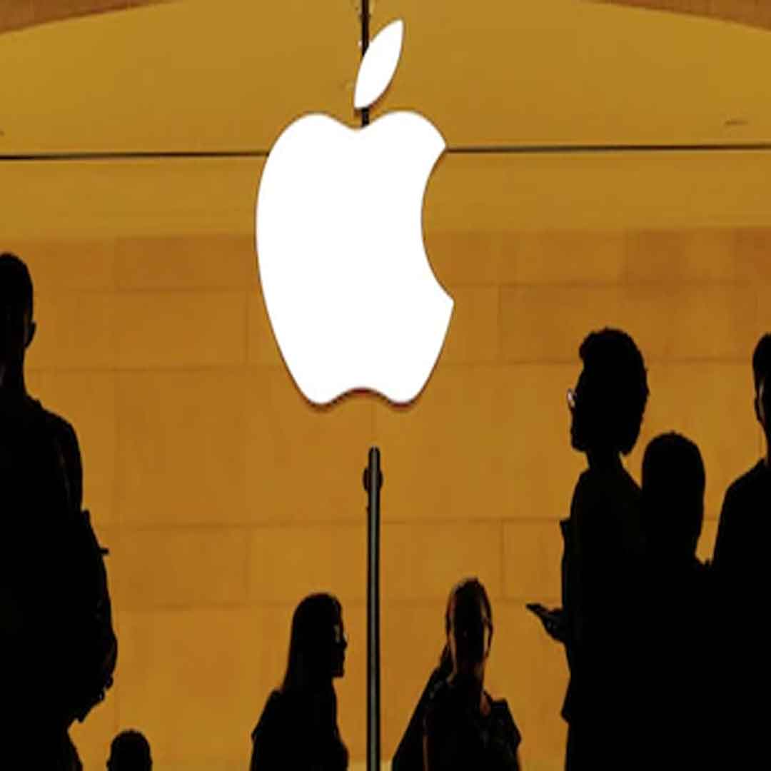 U.S Apple employees are asked to report their vaccination status